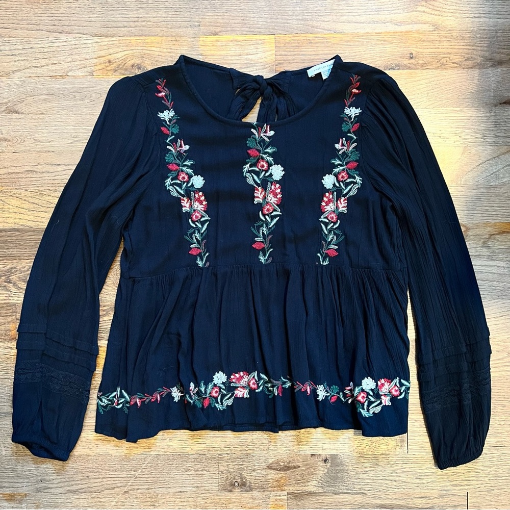 Flattering Embroidered Black Floral Peasant Top Womens XS Flowey